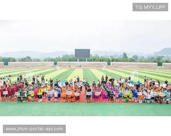 足球公益赛：退役球星筹款用于儿童医疗